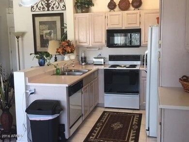 6590 kitchen (2)