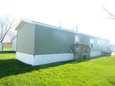 252 Duke Dr, Lynwood, IL 60411 - photo 3