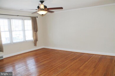 8111 Clyde Bank Rd, Towson, MD 21286 - photo 6