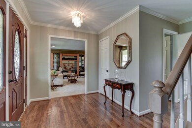 11617 Everglade Ct, North Potomac, MD 20878 - photo 5