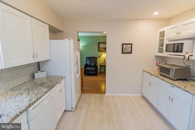 20 Gardenia Dr, Mount Laurel, NJ 08054 - photo 4