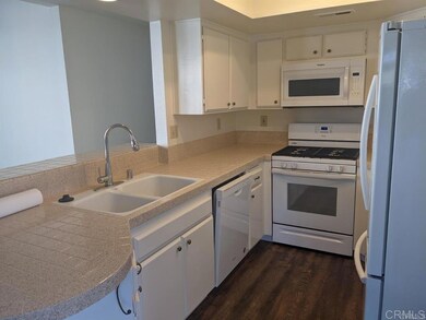 2122 Pine Crest Way, Carlsbad, CA 92008 - photo 3