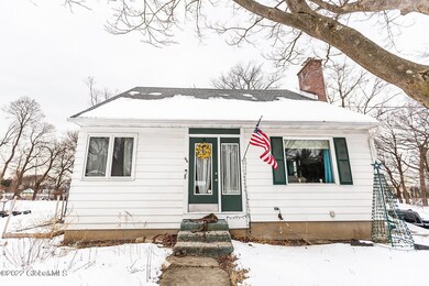 44 Meadow Dr, Troy, NY 12180 - photo 2