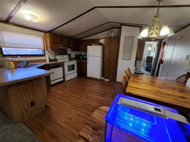 4313 Kristy Ct, Granbury, TX 76049 - photo 4