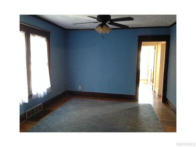 Dining Room. Lower