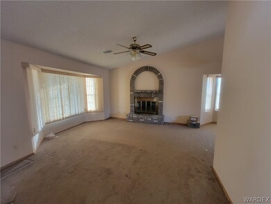 Fireplace and bay window - Family room