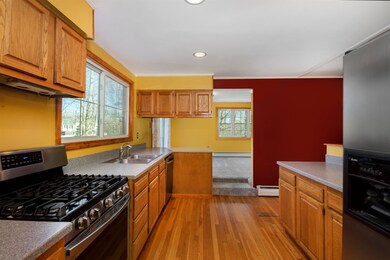 256 Academy Rd, Pembroke, NH 03275 - photo 7