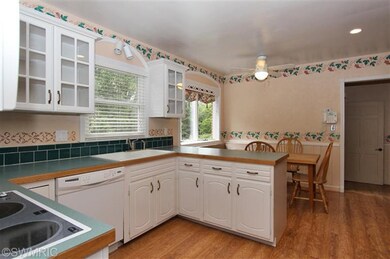 1813 Orchard Ln NE, Grand Rapids, MI 49505 - photo 7