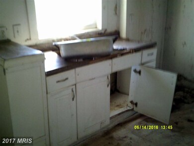 3917 Maine Ave, Gwynn Oak, MD 21207 - photo 6