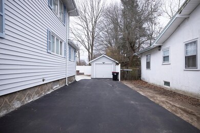 114 W Chestnut St, Brockton, MA 02301 - photo 4