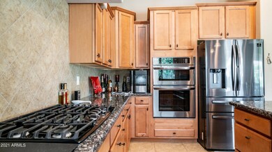 2085 East Crescent Place-15