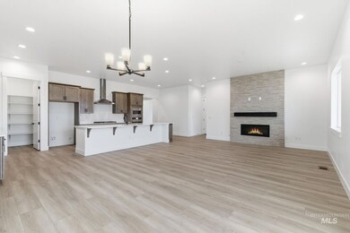 857 N Falling Water Way, Eagle, ID 83616 - photo 4