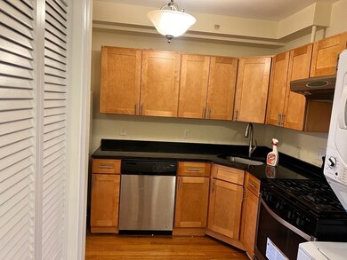 16 Centennial Place unit 3R, Framingham, MA 01701 - photo 4