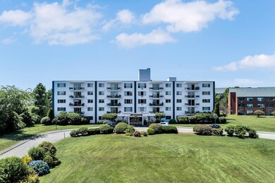 135 Scranton Ave unit 406, Falmouth, MA 2540 - photo 2