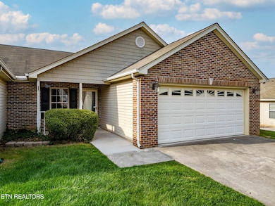 1717 Appian Way, Knoxville, TN 37923 - photo 2