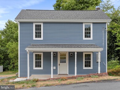 156 E North St, Strasburg, VA 22657 - photo 2