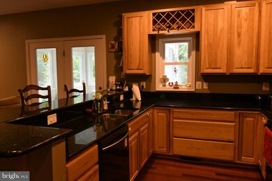 1705 Cliff Dr, Edgewater, MD 21037 - photo 6