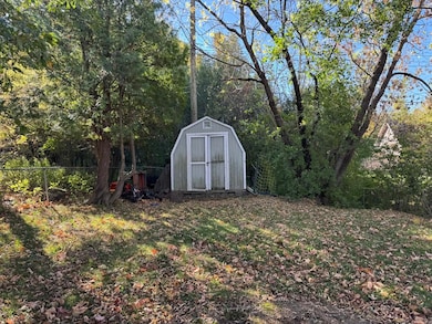 110 E Chisholm St, Duluth, MN 55803 - photo 7