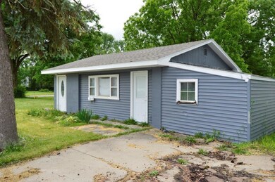 221 S Mcclellan St, Auburn, IN 46706 - photo 5