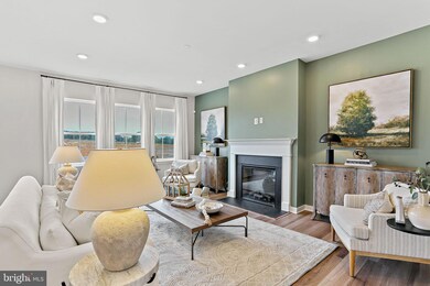 584 Mountain Laurel Blvd, Ranson, WV 25438 - photo 7