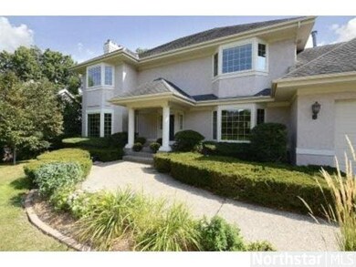 19885 19885 Muirfield Cir, Shorewood, MN 55331 - photo 2