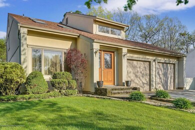 Gorgeous Curb Appeal!