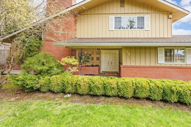 1345 NE 9th St, Grants Pass, OR 97526 - photo 7