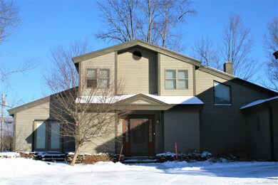 37 Lester Ln, Rutland, VT 05701 - photo 5