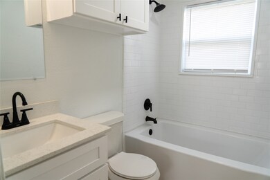 923 E 39th St, Houston, TX 77022 - photo 7