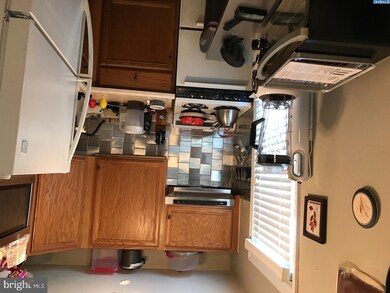 137 Isabel Ave, Glenolden, PA 19036 - photo 5