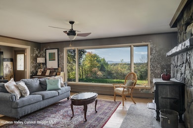 02_468 Old Post Rd Ghent