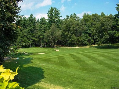 25 Killarney Ct, Saratoga Springs, NY 12866 - photo 4