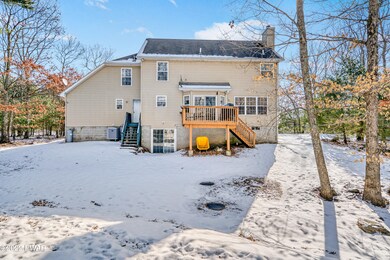 101 Crossing Way, Milford, PA 18337 - photo 7