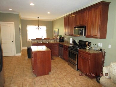 106 Lakes Dr S, Oxford, MS 38655 - photo 5