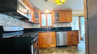 1 Hayward St, Randolph, MA 02368 - photo 5