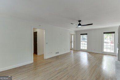 191 Gates Mill Dr, Lawrenceville, GA 30045 - photo 7