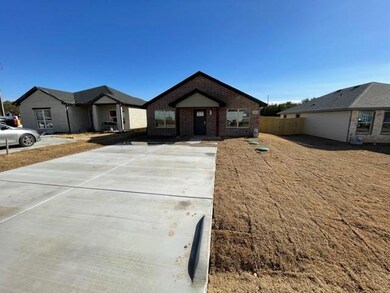 2209 Centaurus Way, Granbury, TX 76048 - photo 2