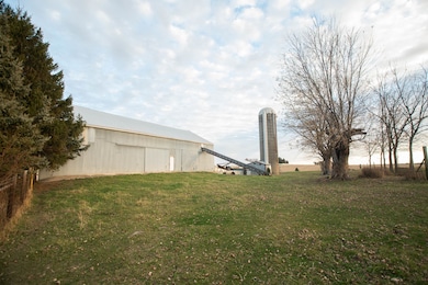 7029 W Penn Corner Rd, Polo, IL 61064 - photo 2