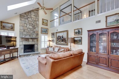 9841 Coral Bells Ct, Vienna, VA 22182 - photo 7