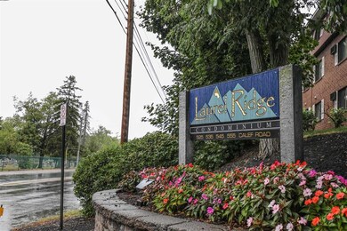 525 Calef Rd unit 4, Manchester, NH 03103 - photo 2