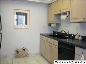 Eastpointe Condominium unit 1007, Highlands, NJ 07732 - photo 7