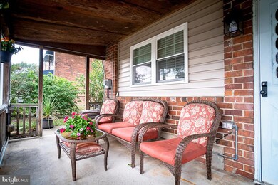 810 Rambo Ct, Halethorpe, MD 21227 - photo 2