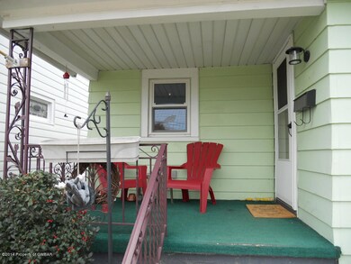 62 Barber St, Kingston, PA 18704 - photo 5