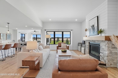 15015 Stonebridge Ln, Perrysburg, OH 43551 - photo 5