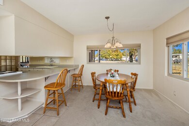 007_Dining Room