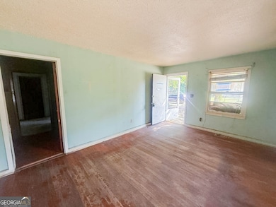 601 Paul St, Warner Robins, GA 31088 - photo 4