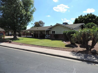 740 N 22nd Pl