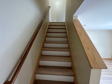 72 Biddle St unit 72, Springfield, MA 01129 - photo 6