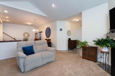 Open great room to kitchen