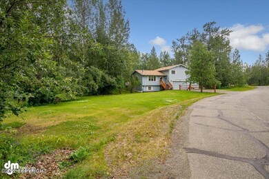 08-Front Yard_ETL5684-Edit